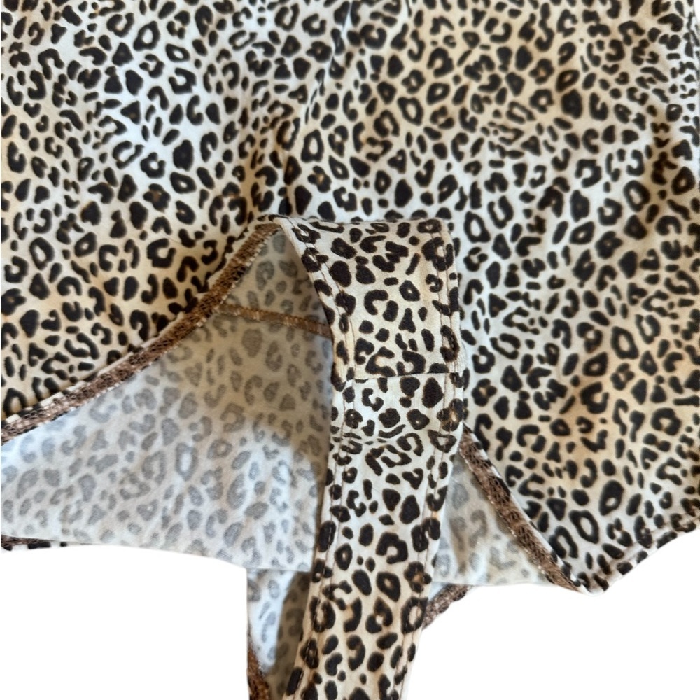 VS Leopard Print Bodysuit - Picture 2 of 3